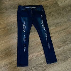 Never worn UWD Skinny Jeans